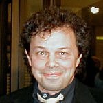[Picture of Curtis Armstrong]